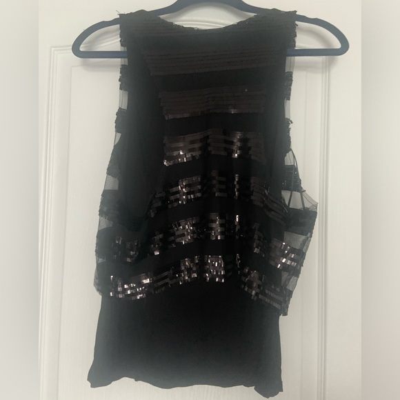 Guess top - Picture 2 of 3